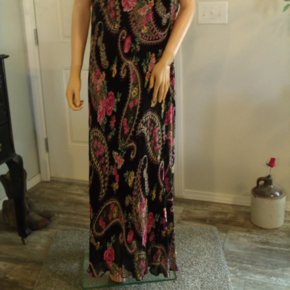 Long Black n Purple Lined Paisley Summer Dress - Picture 6 of 7